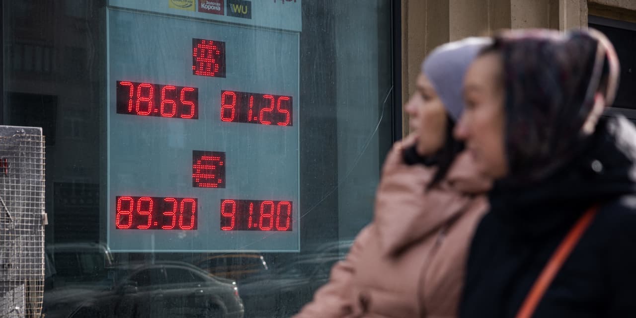 #Emerging Markets Report: Russian central bank lifts interest rates to 20% as ruble plunges over Western sanctions