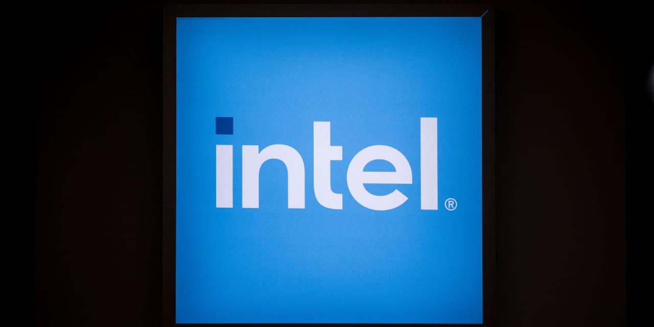 Opinia: Spadek akcji Intela pokazuje, że Wall Street jeszcze nie odrobiła lekcji na temat szumu wokół sztucznej inteligencji