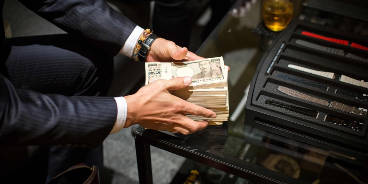 米ドル、日本円に比べ５年ぶりに最高値で急騰