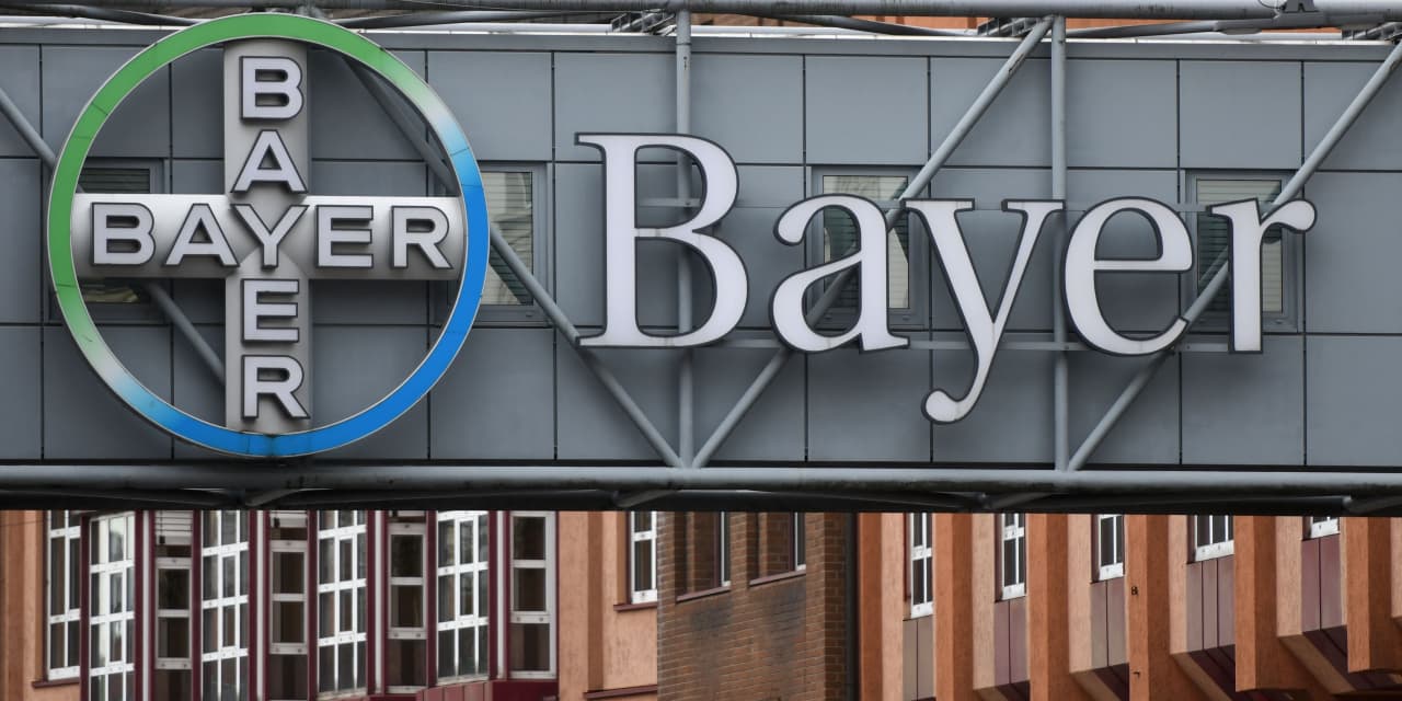 #Dow Jones Newswires: Bayer backs outlook after forecast beating sales of €11.28 billion