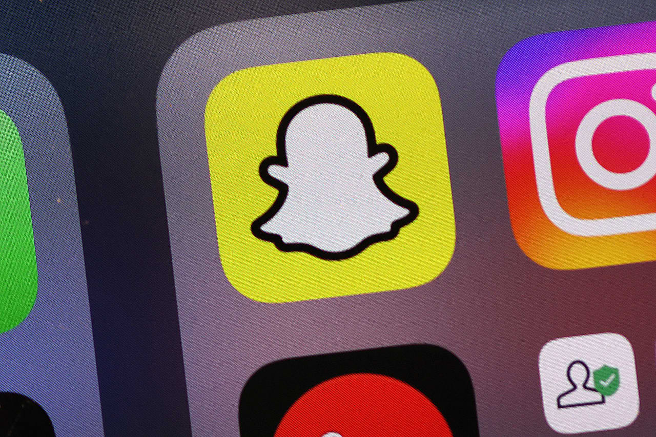 Snap shares rocket more than 20% higher on brighter second-quarter forecast