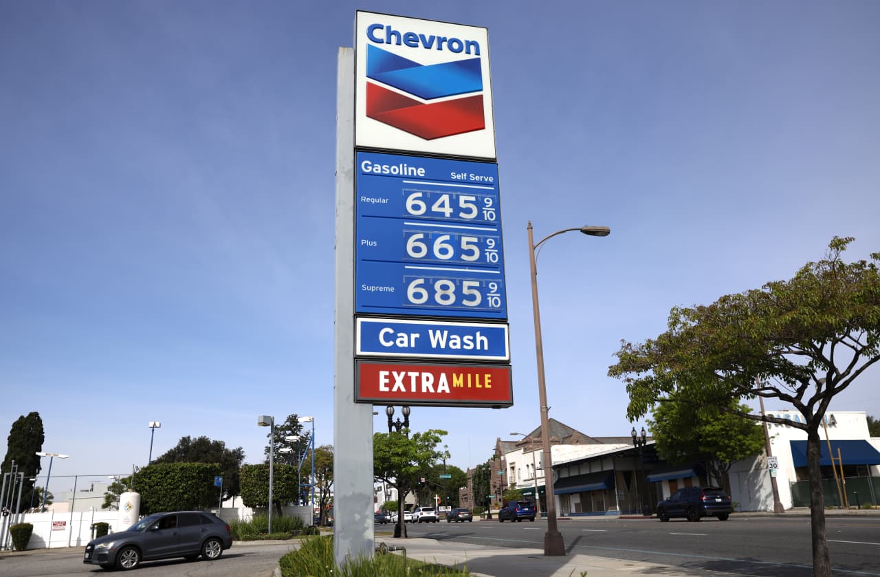 Gas prices matter for households. But here's why they still look too low for Trump to give in to Iran right now.