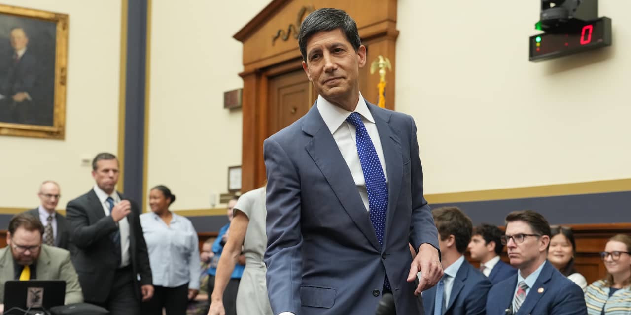 Fed meeting today: Interest rates unchanged, three dissenters favor hike —- live updates