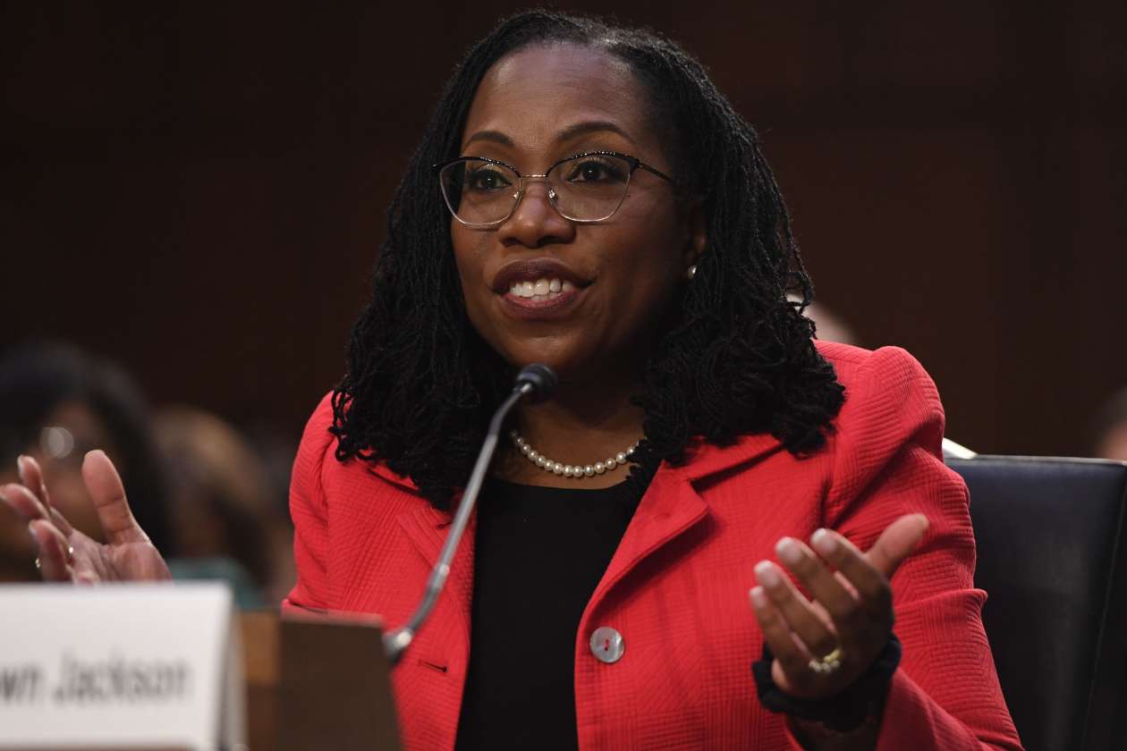 Ketanji Brown Jackson pushes back as Lindsey Graham asks about her faith:  'It's very important to set aside one's personal views' - MarketWatch, image size:1260x840