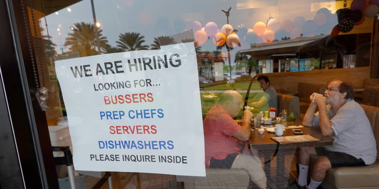 US jobless claims plunge to lowest level since 1969