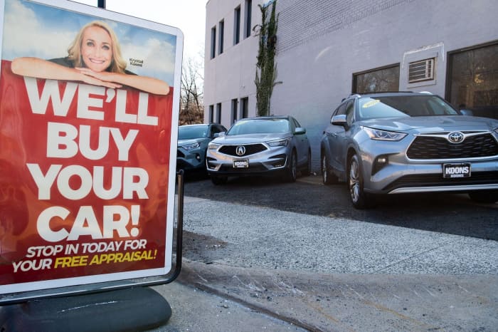 What You Should Know About Buying a Used or New Car Now