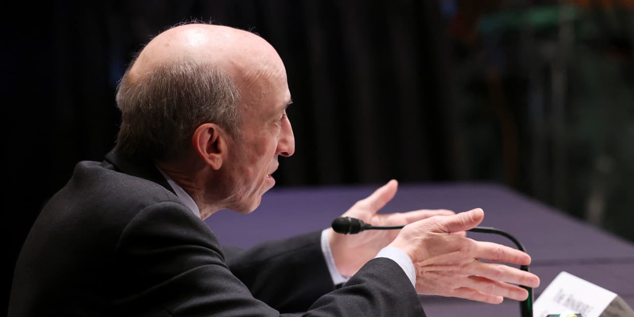 #Crypto: Crypto trading, lending platforms should offer similar customer protections as stock exchanges, warns SEC chairman Gary Gensler