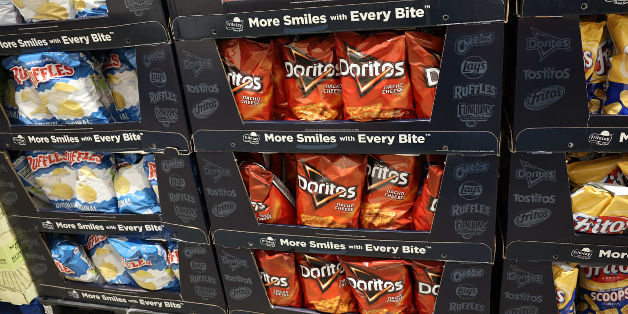 PepsiCo plans to raise prices on sodas, chips and dip — and that has Wall ...