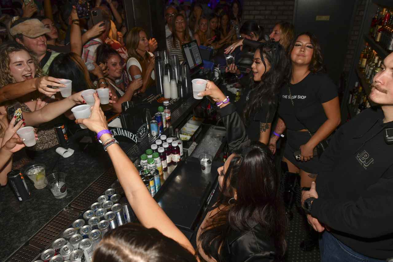 A big part of the U.S. economy has revved up, ISM finds, but more speed bumps loom ahead