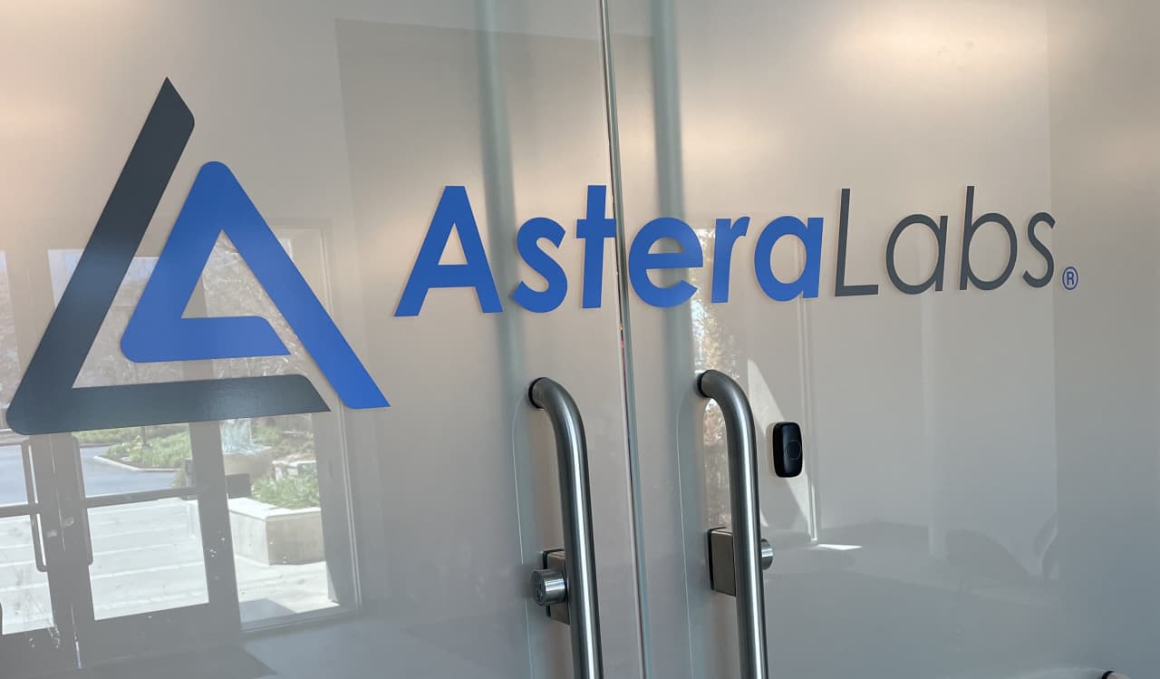 Astera Labs’ blowout first earnings report is met with a sagging stock reaction