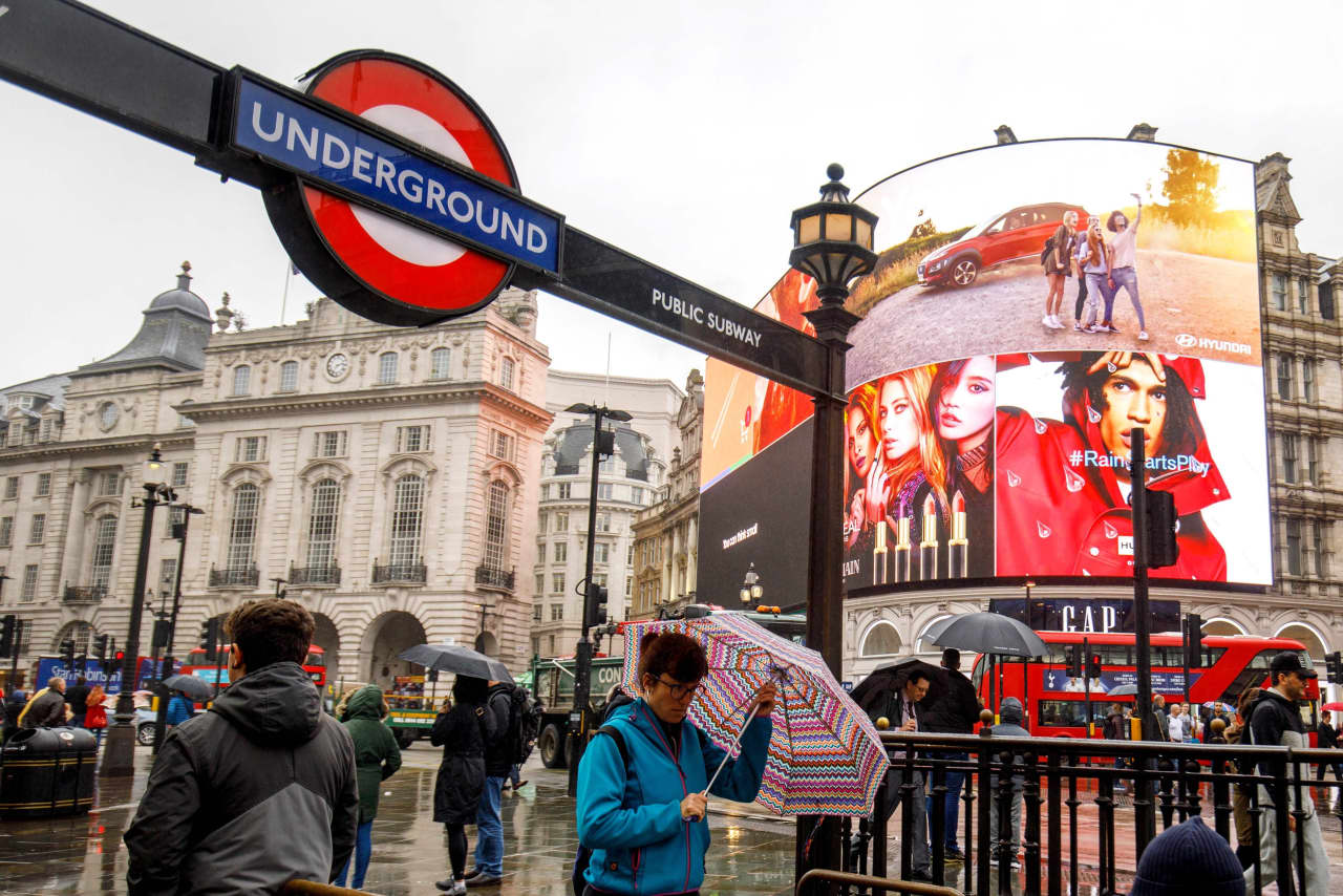 U.K.'s largest property developer says office tap-ins up 18%