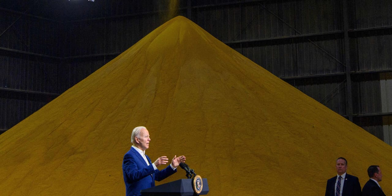 Corn futures climb to their highest prices in nearly a decade MarketWatch