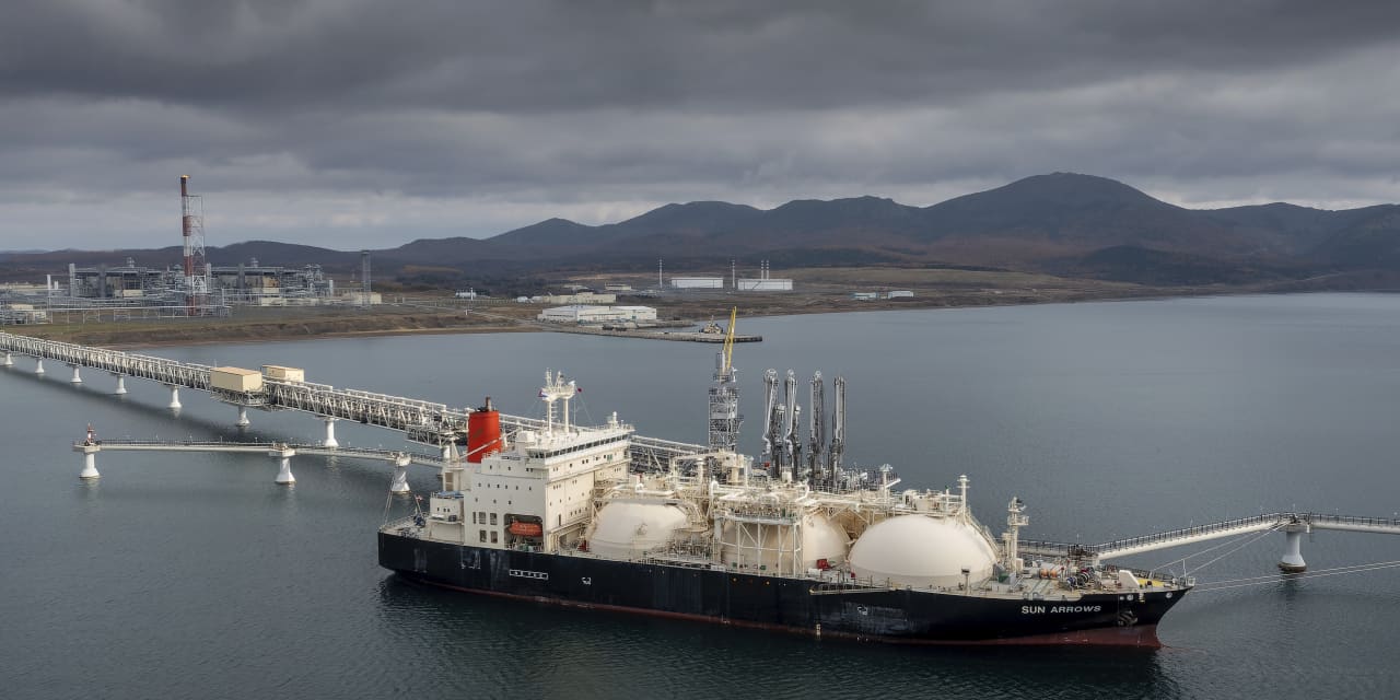 Putin orders Sakhalin Energy to be transferred to a new Russian company, potentially pushing out foreign partners
