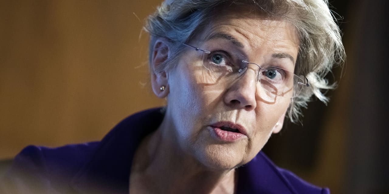 ‘Asleep at the switch’: Sen. Elizabeth Warren calls for independent probe of Fed, banking regulations