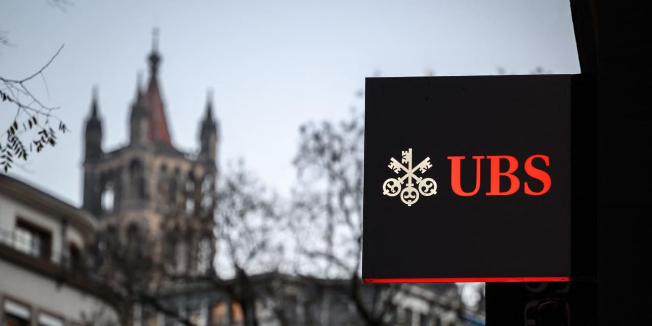 #Dow Jones Newswires: UBS to raise 2022 dividend