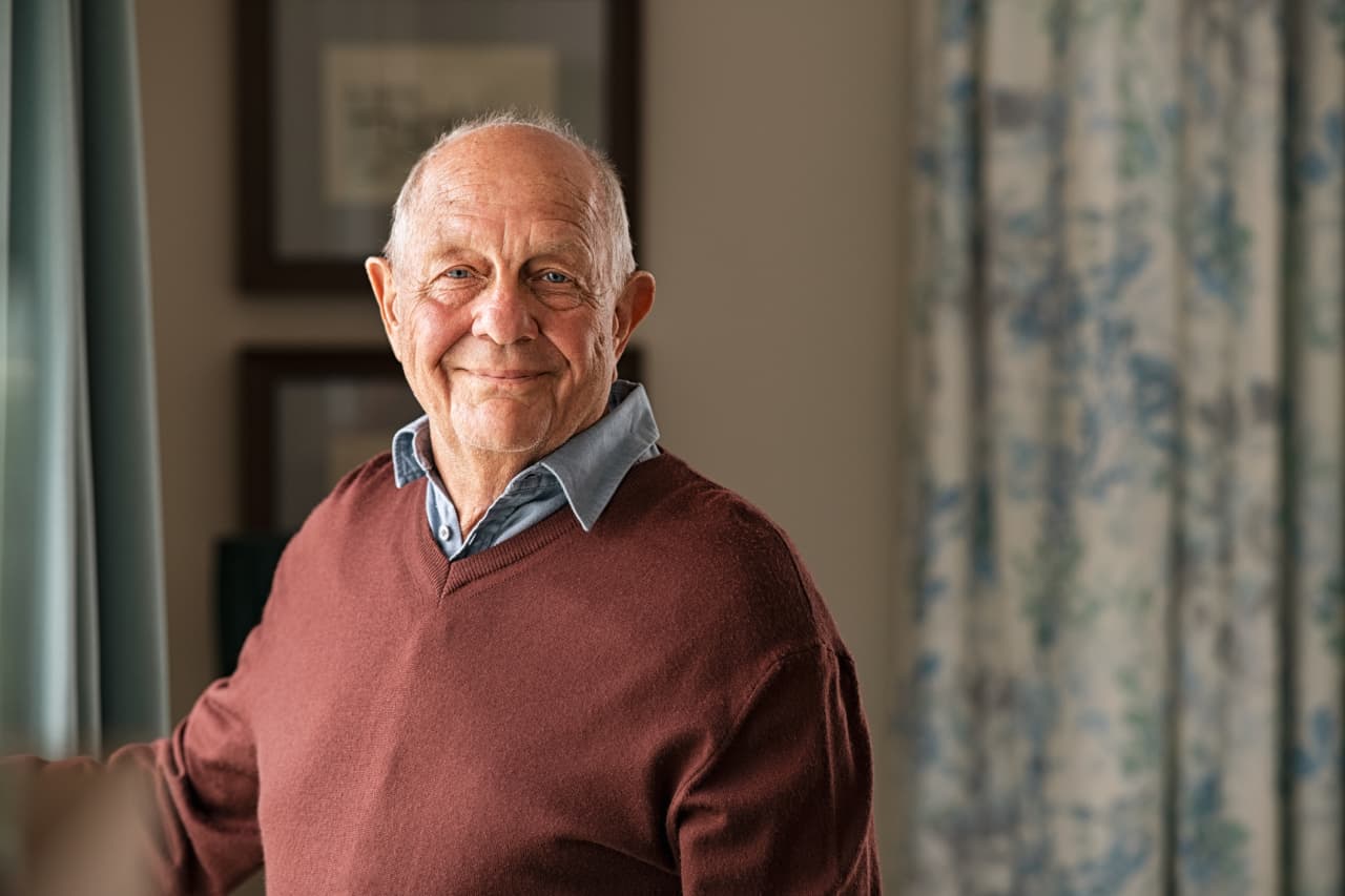 I’m 77, pay rent and live off Social Security, but I help homeless people. Why are so many people going hungry?
