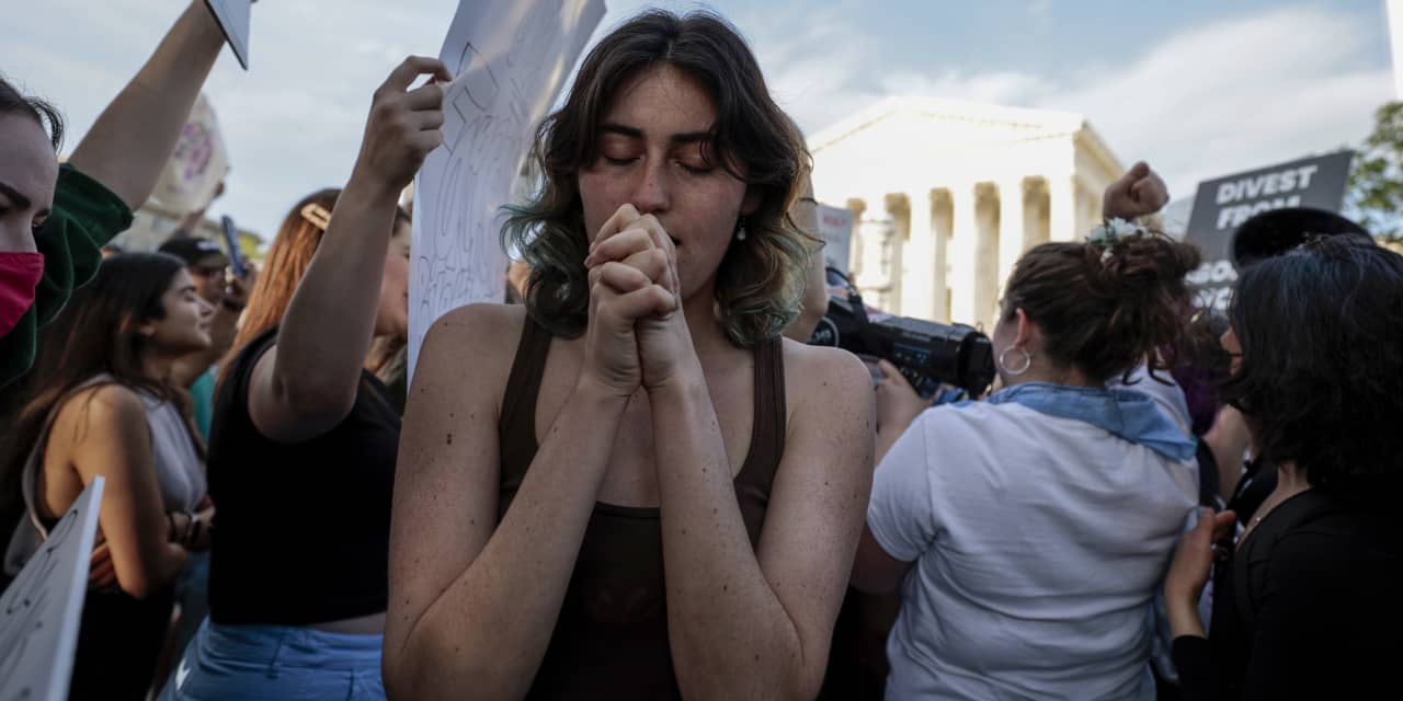 #: Abortion-rights advocates warn of the economic toll on women if Roe v. Wade is overturned: ‘A lot of us don’t realize how on the edge how many people live’