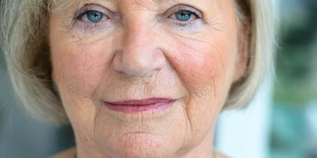 My sister is 65. She has ,000 in Treasury bonds and savings, and ,600 in Social Security. Can she retire?