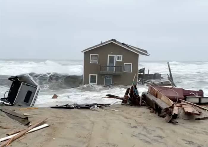 Beach house washed away by Atlantic Ocean sparks Zillow, climate change ...