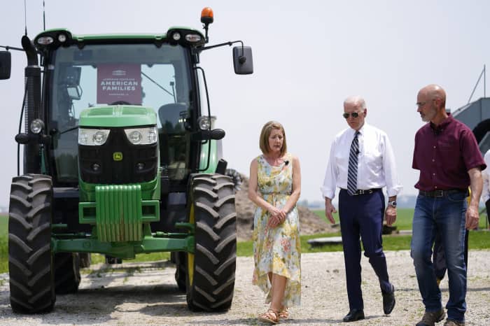 Biden tells farm audience in Illinois that U.S. agriculture can