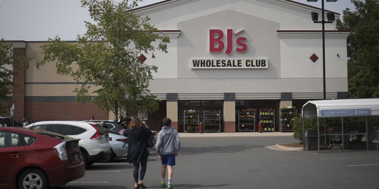 BJ's delivers Q4 earnings beat but guidance impacted by 'macro