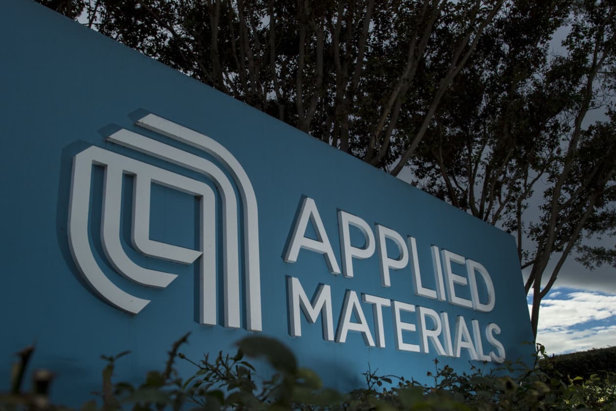 Applied Materials whiffs across the board on earnings, stock drops ...