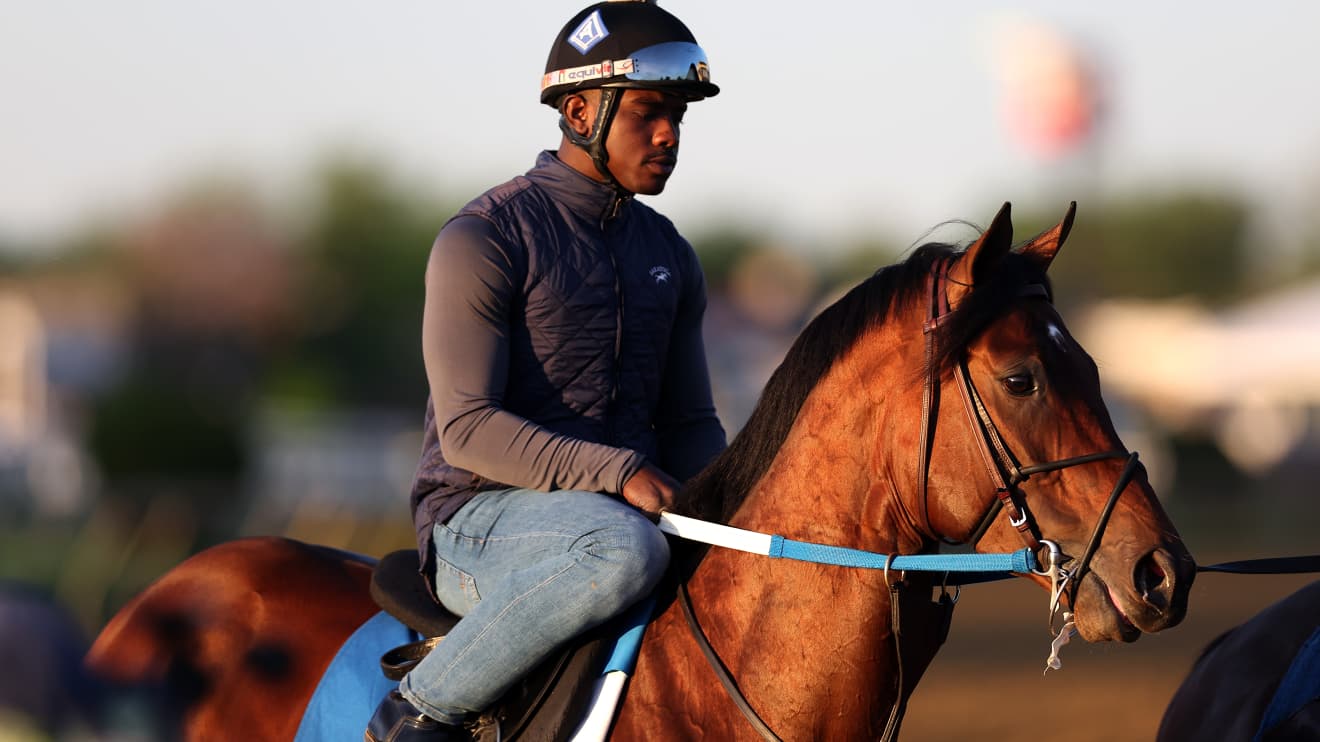 #: Early Voting Wins the Preakness Stakes