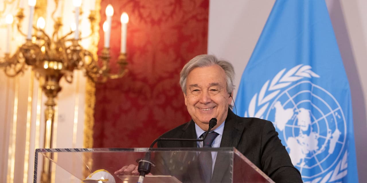 #Key Words: ‘Don’t work for the climate wreckers’: U.N.’s António Guterres to 2022 graduates