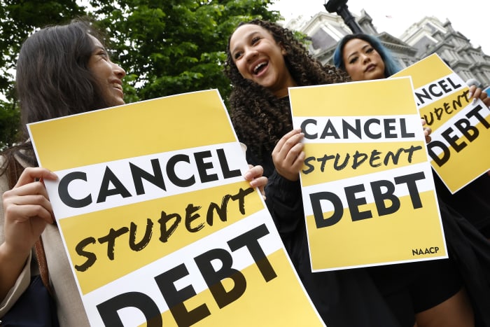 'I'd love to be married now. I would love to be a dad by now. I'd love to have a home by now': The winners and losers in Biden's plan to cancel $10,000 in student-loan debt - News Opener