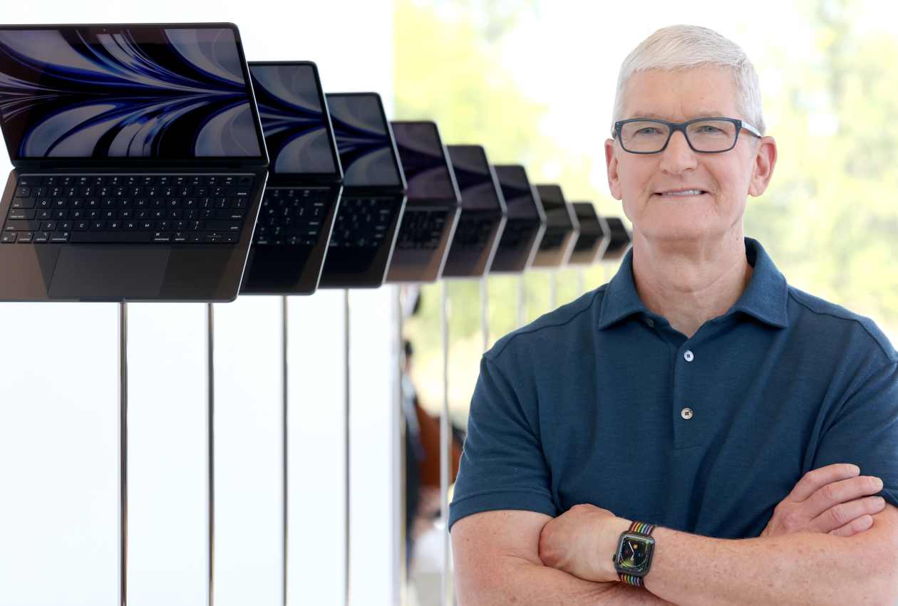 ‘Robbing Peter to pay Paul’: Apple is the latest company offering a buy ...