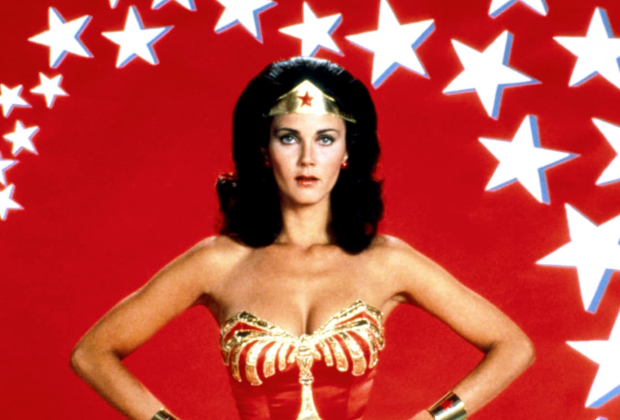 Wonder Woman, Lynda Carter print by Everett Collection