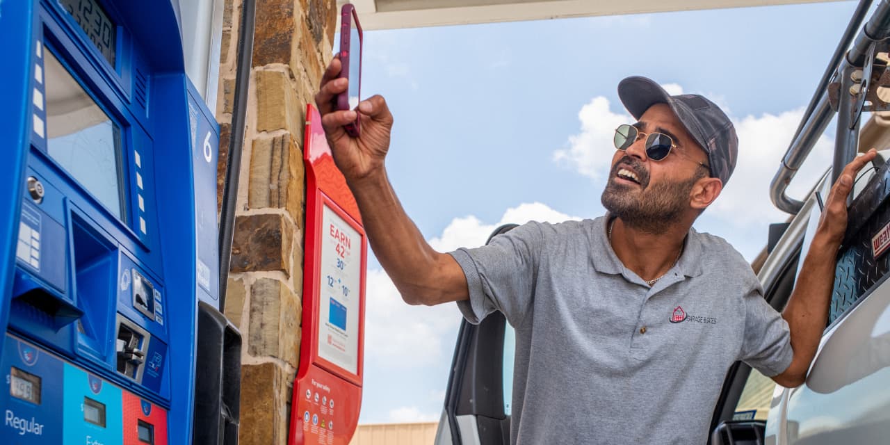 #: National averages on gas have reached $5 gallon, AAA and GasBuddy say — and get ready for the number to keep climbing