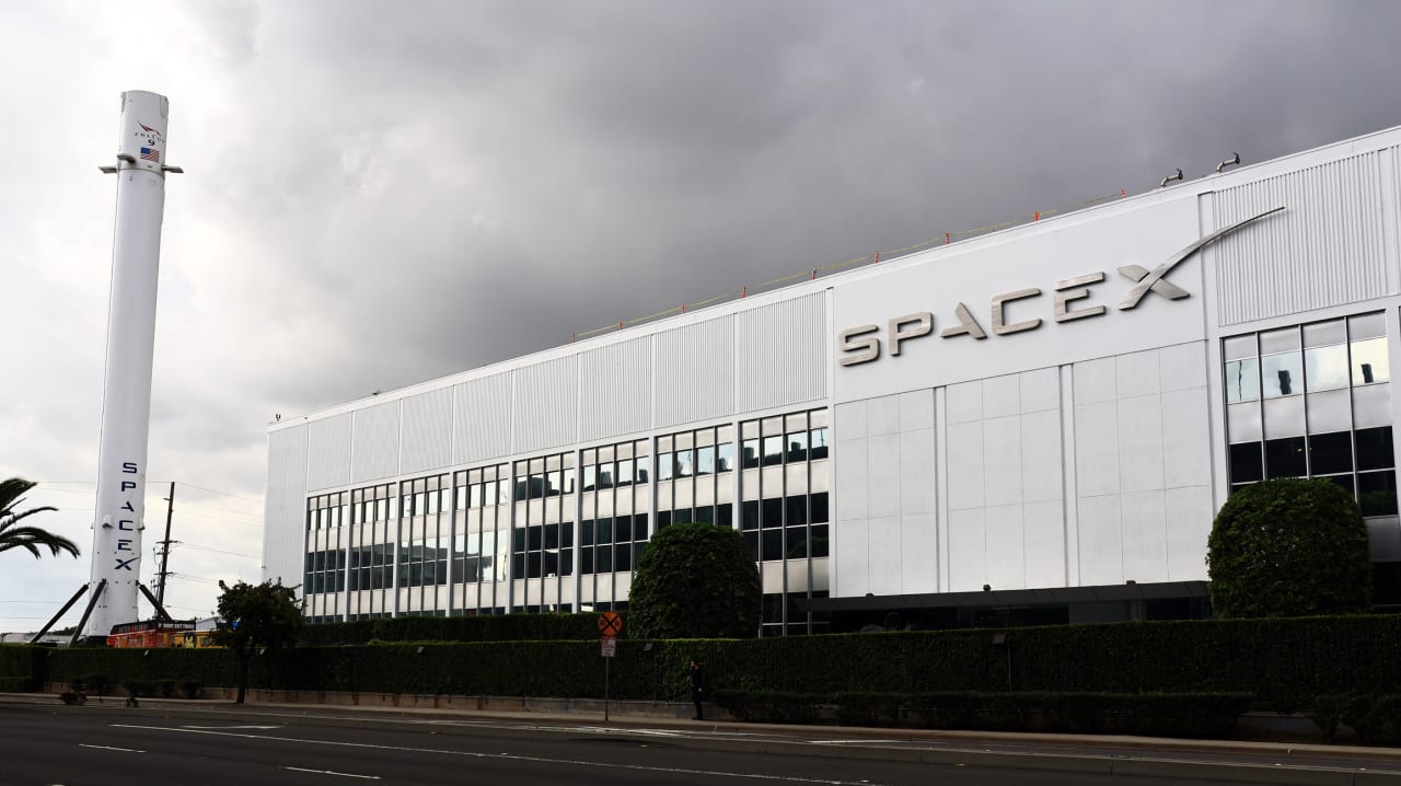 Why SpaceX could trade like a meme stock after its blockbuster IPO