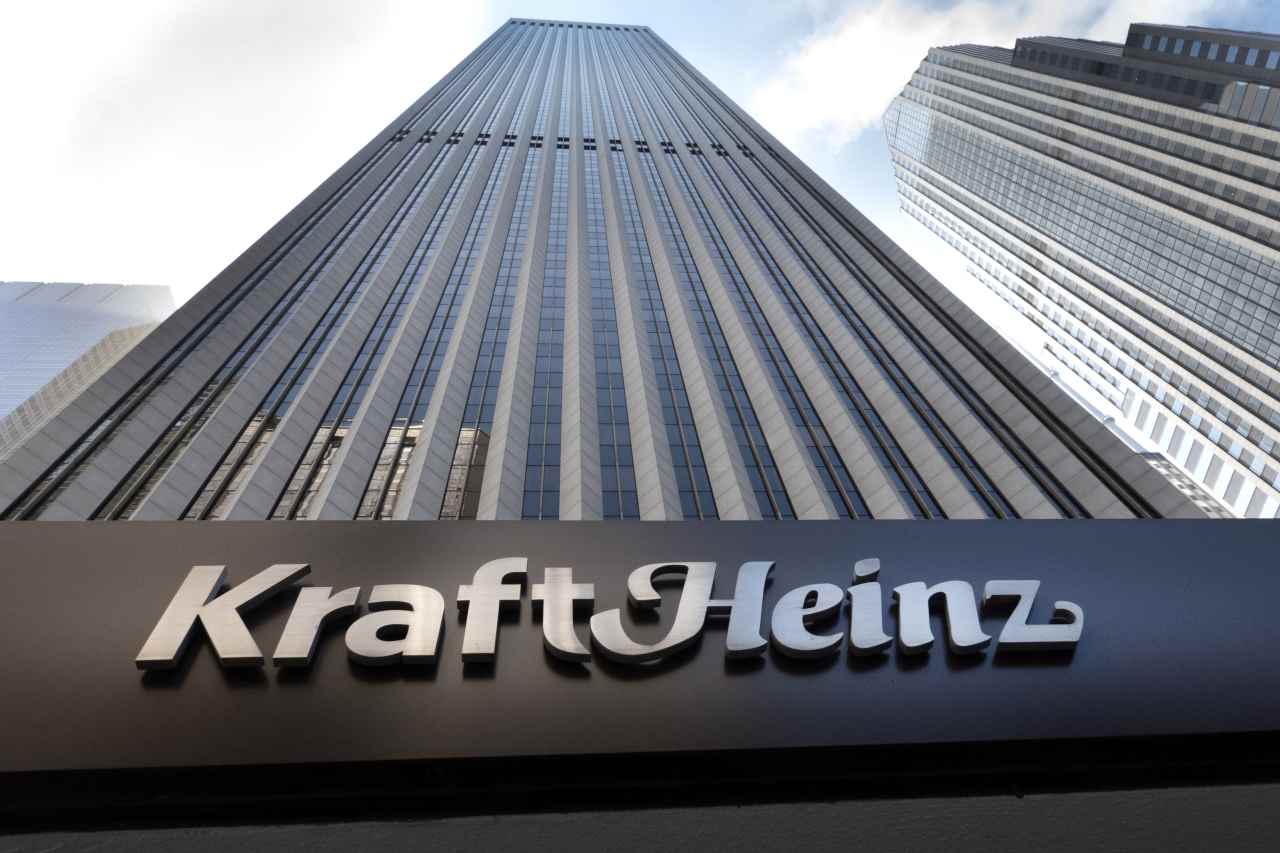 Big Warren Buffett–backed merger calls it quits as Kraft Heinz announces breakup