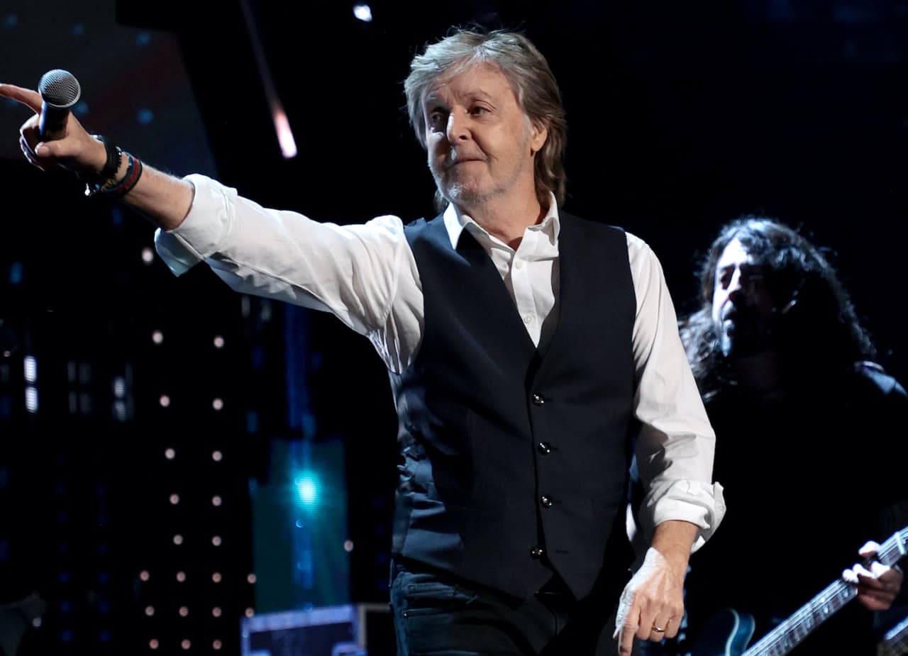 Paul McCartney: The 80-year-old Beatle Proves That We Can Age ...