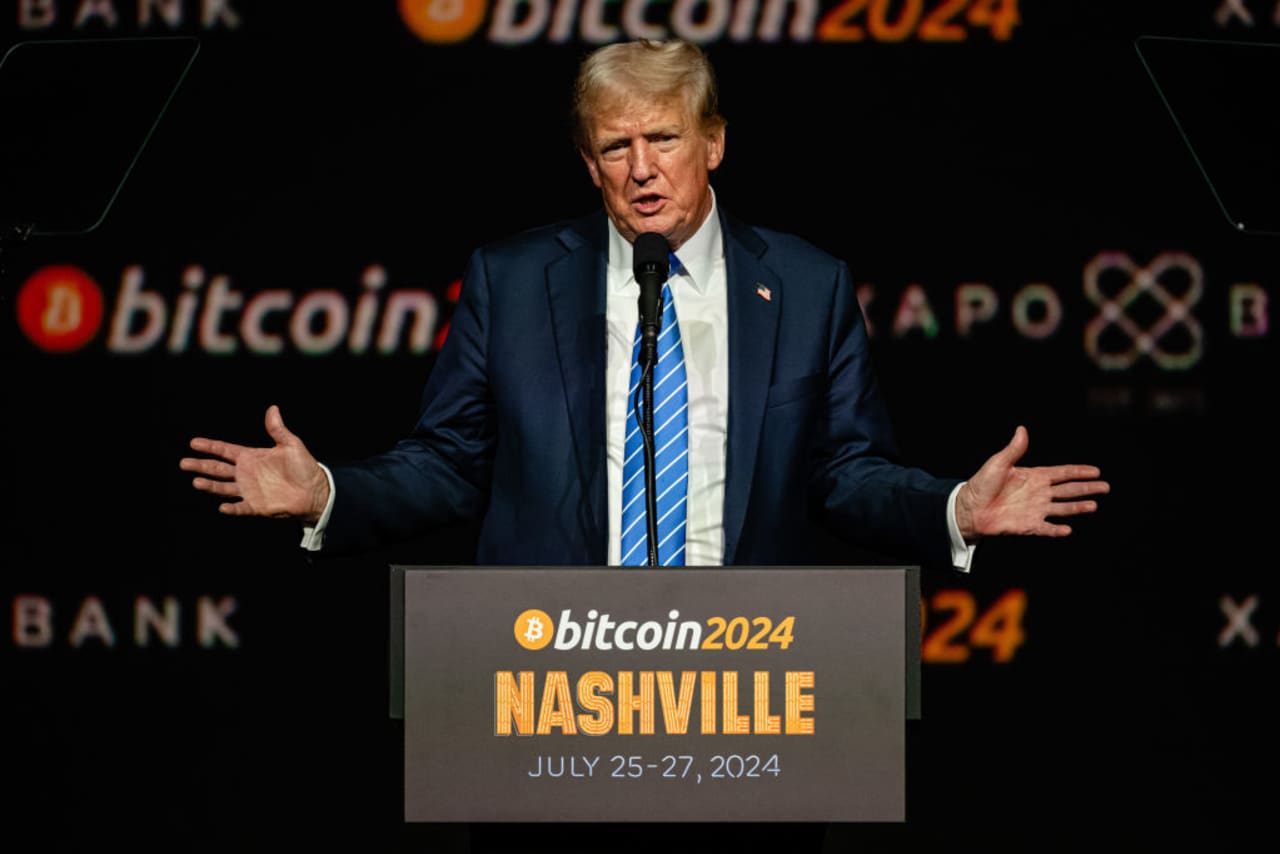 Harris and Trump tied in race for crypto voters, new poll shows