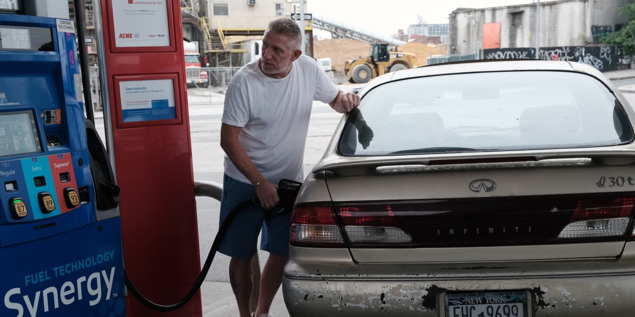 #: As Fourth of July weekend looms, Biden considers pausing federal gas tax. Some states have already suspended gas taxes — here’s how much drivers saved