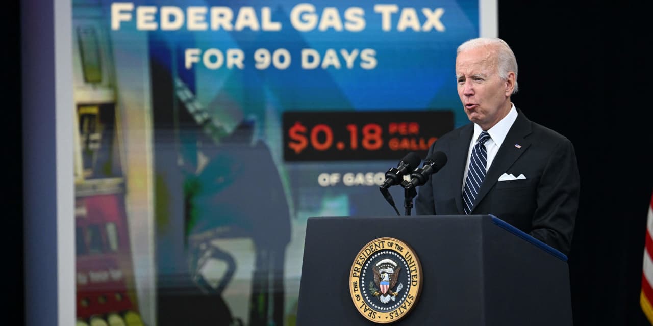 Biden está presionando por exenciones fiscales, pero los analistas ven fallas importantes en su plan y predicen que el Congreso no dará su visto bueno