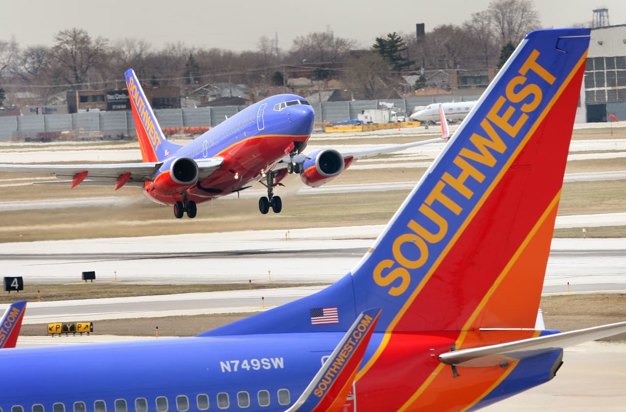 Elliott reportedly plans to secure a large stake in Southwest Airlines and seek change