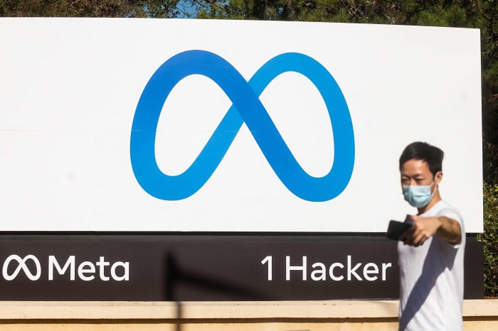 Mark Zuckerberg issues dire economic warning to Meta employees