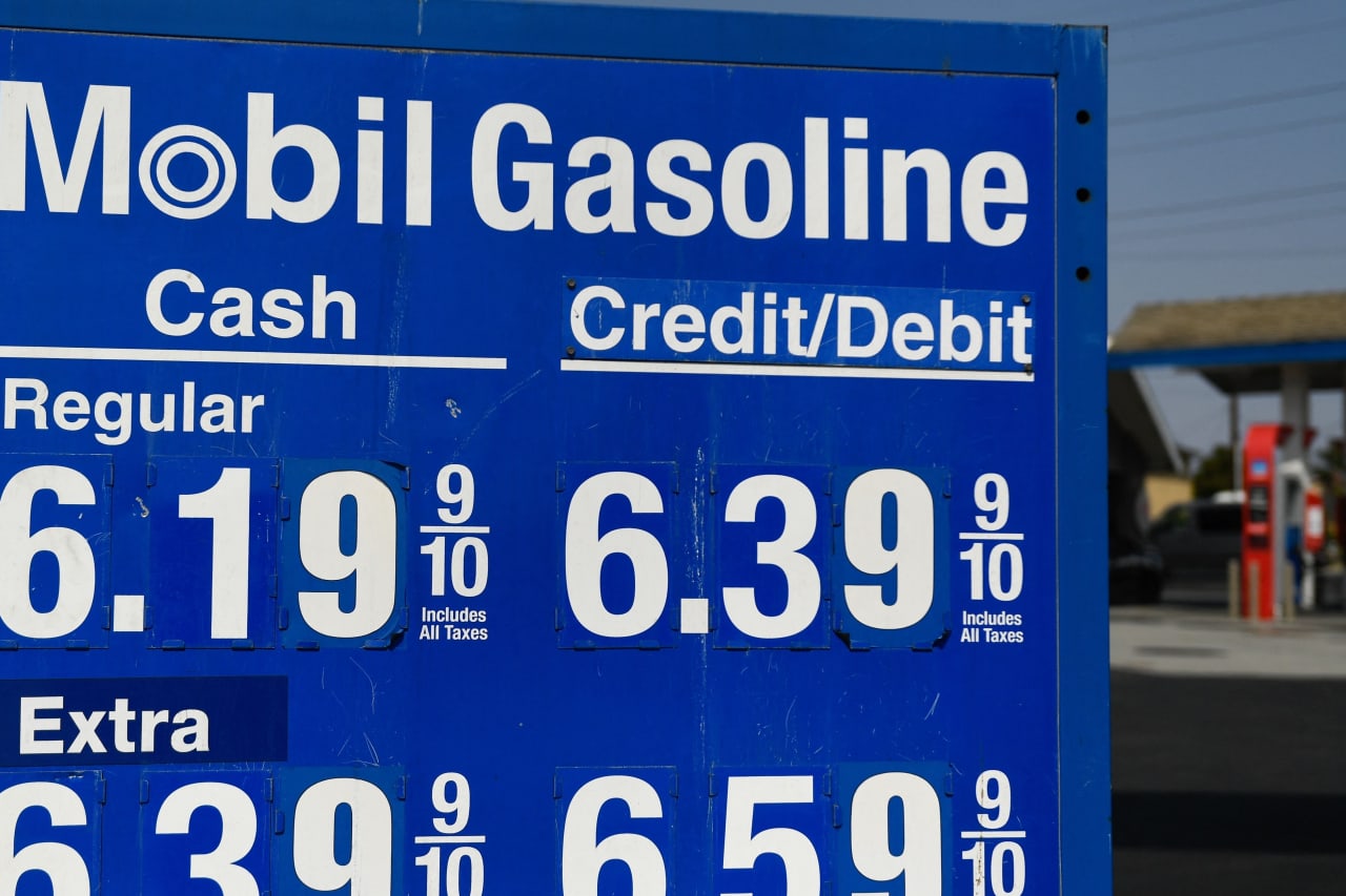 Gas prices this July 4 may 'be some of the highest.' 15 ways to save on gas  - MarketWatch