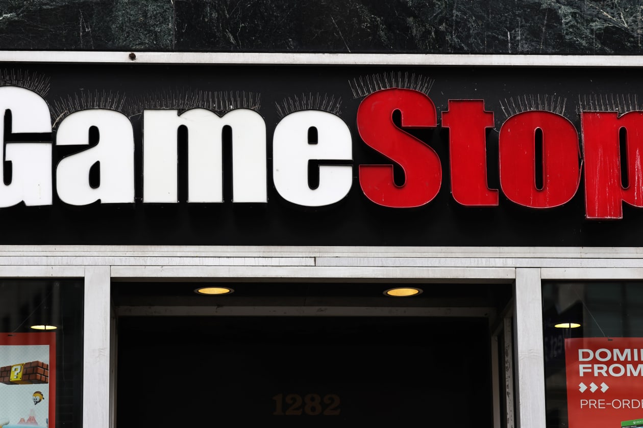 GameStop’s stock continues rally, fueled by 4-for-1 stock split ...