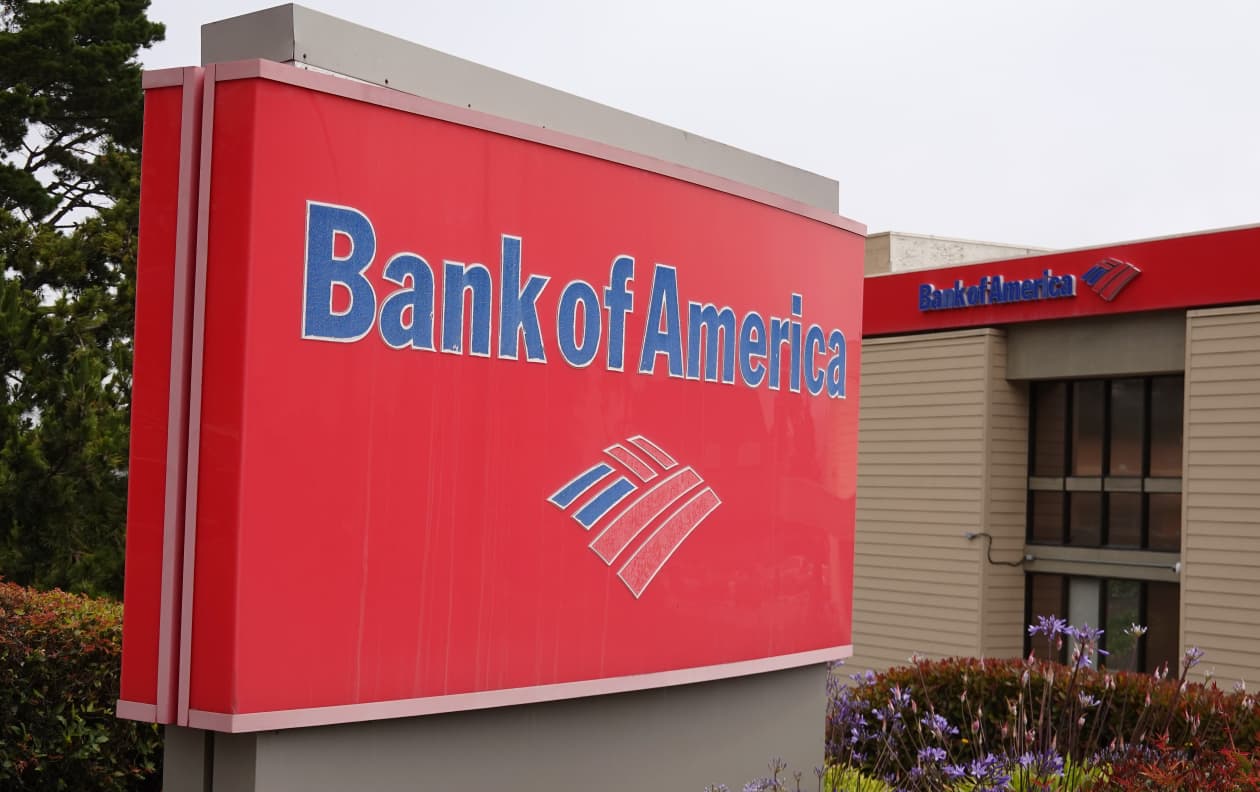 Bank of America wins upgrade on business lending, healthier balance ...