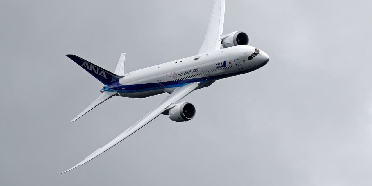 #: Boeing is ‘biggest beneficiary’ of storied air show as new orders keep coming