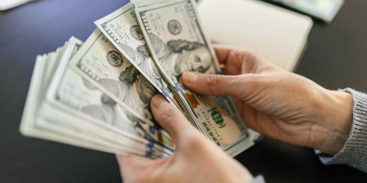 This bank is paying $10,000 for opening an account — plus 9 more of the biggest sign-up bonuses of June 2025