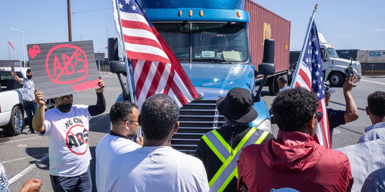 #The Wall Street Journal: Port of Oakland operations snarled as truckers protest