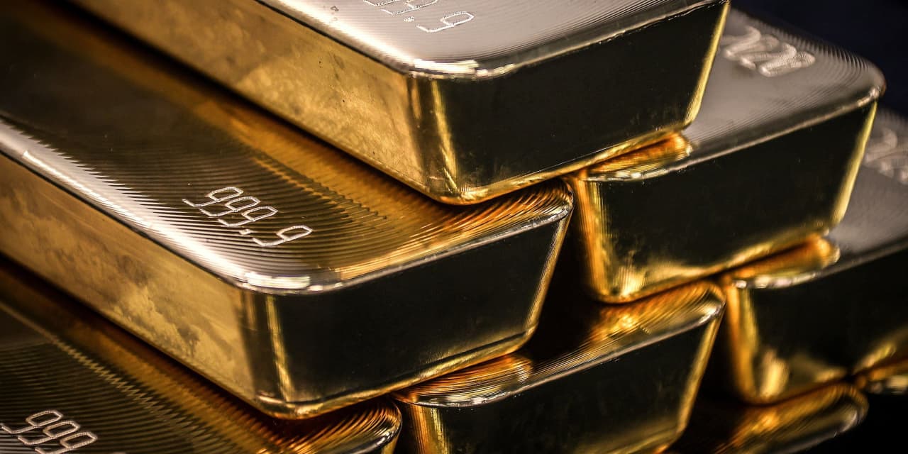 #Metals Stocks: Gold, silver rally again in wake of slide in dollar and bond yields