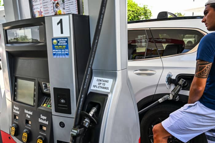 Why Are Gas Prices Going Down Drivers Begin To See Some Relief At The 