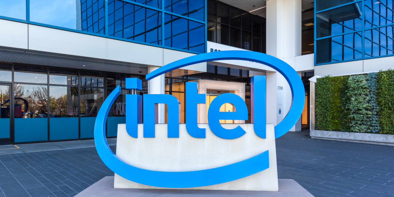 Intel’s stock is climbing as earnings show a turnaround slowly taking hold