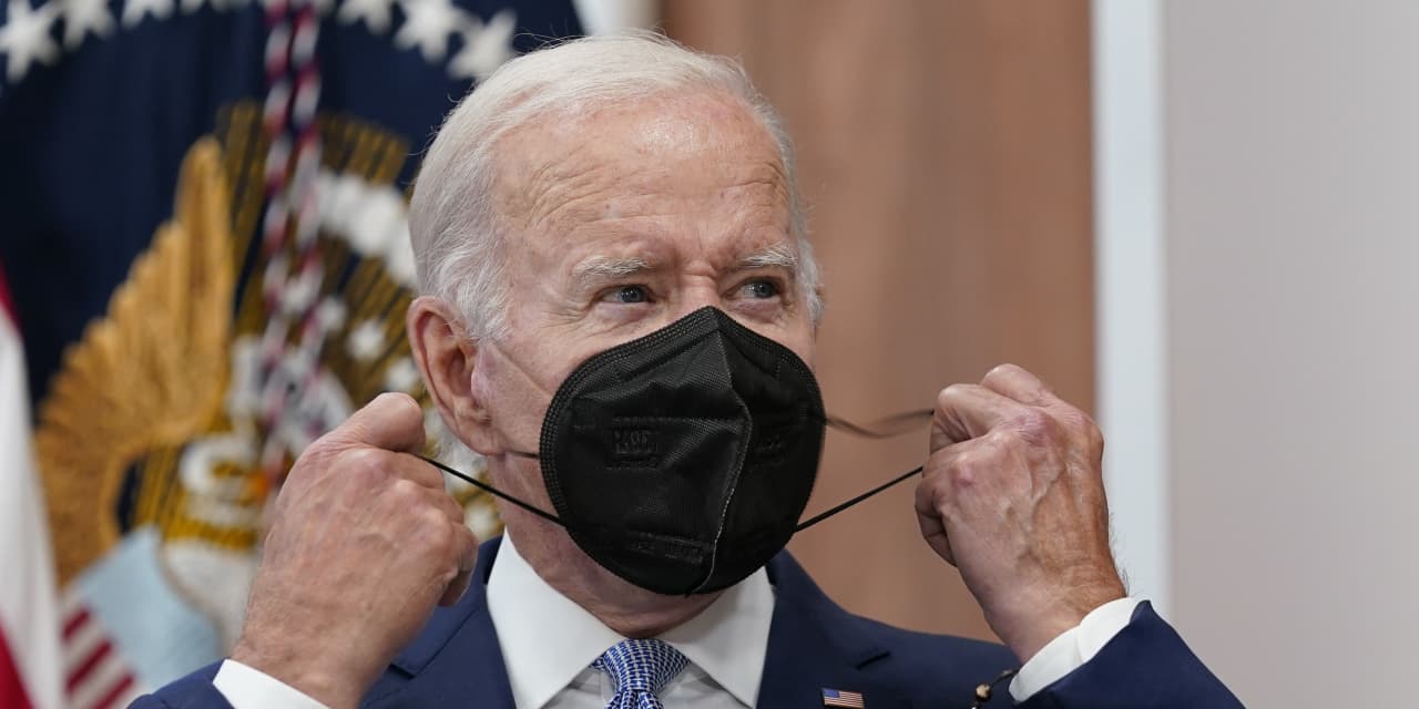 Experts question CDC guidelines on isolation after testing positive for COVID as Biden continues to work remotely